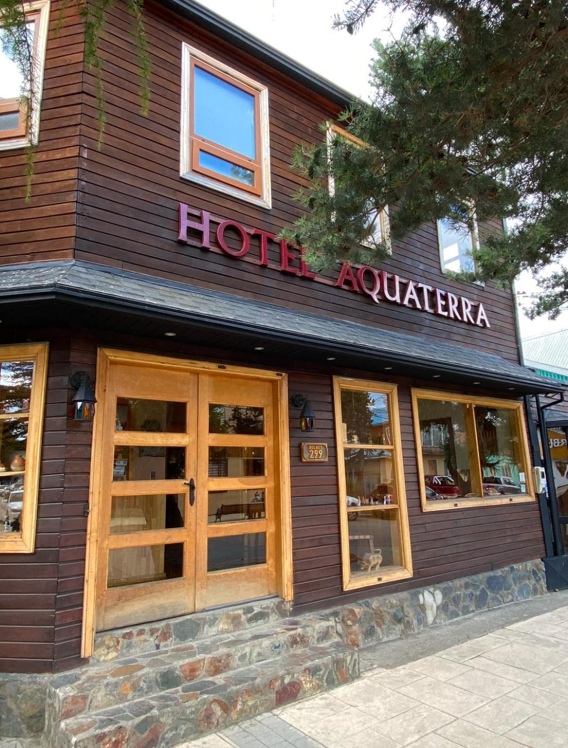 Hotel Aquaterra Пуэрто-Наталес Экстерьер фото